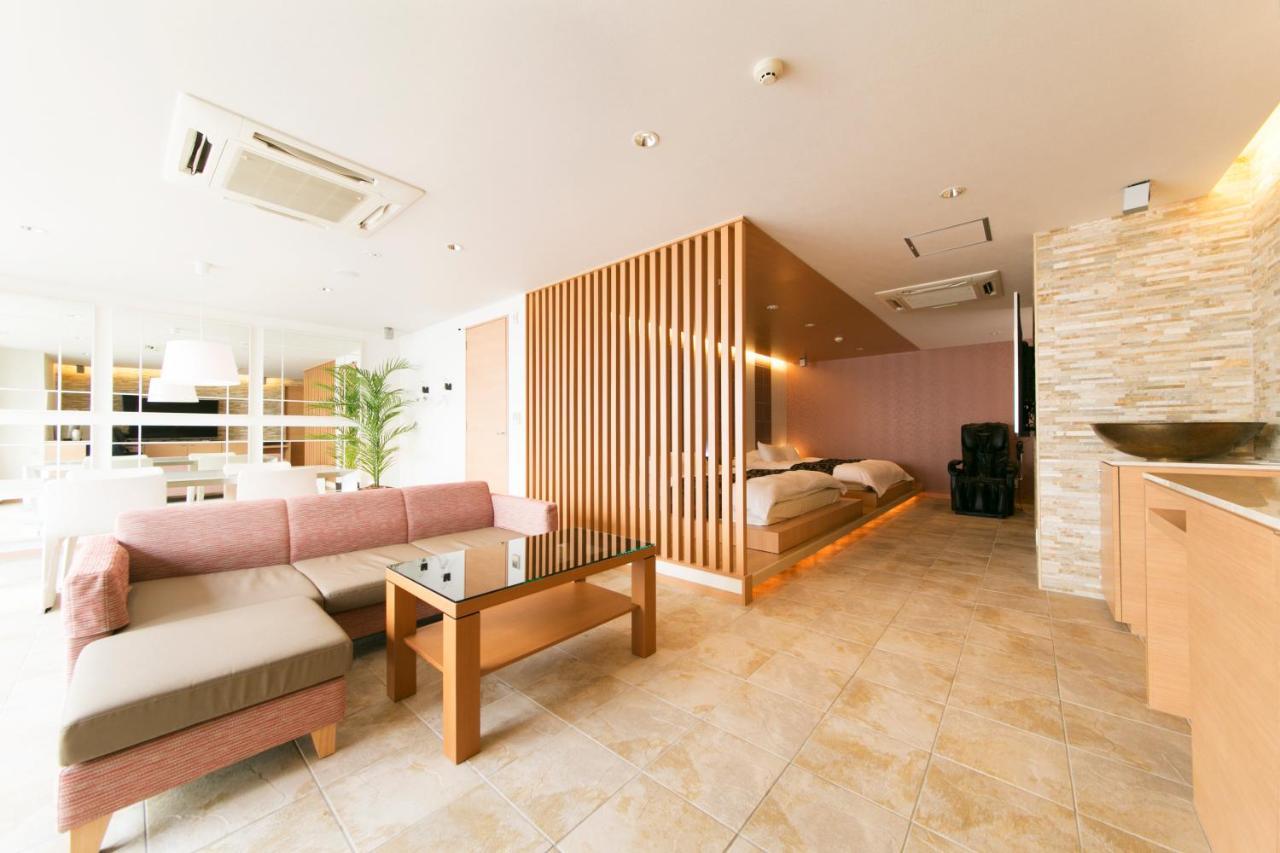 Hotel Lotus Toyonaka (Adults Only) Exterior foto